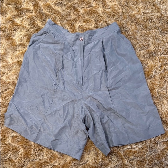 Apart 100% Silk Women's Gray Shorts size 10 - Picture 1 of 11